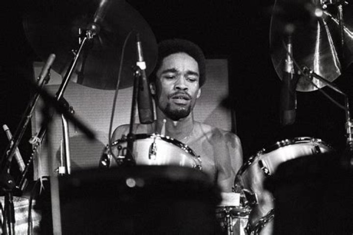 
Earth, Wind and Fire Drummer Fred White Dead at 67: ‘Drumming with the Angels’ 