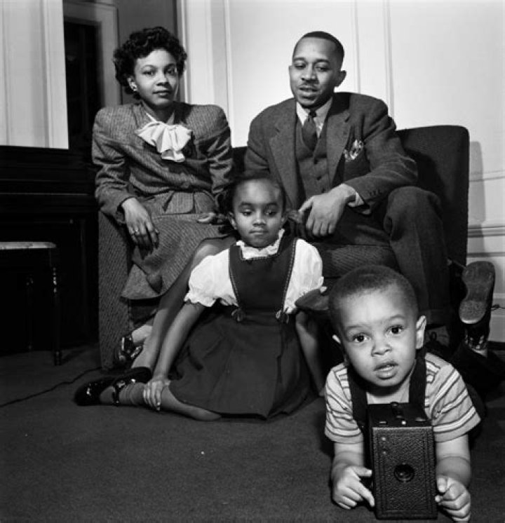 
How Tall Was Kenneth B Clark? Height Measurements, Where Are His Children Today? 