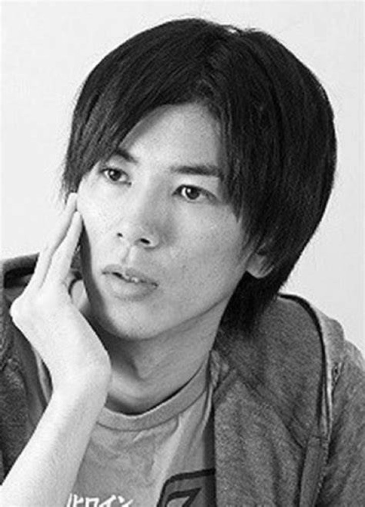 
Is Hajime Isayama Married to Wife? Or Dating a Girlfriend? 