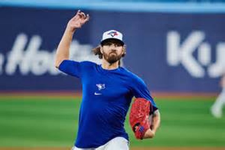 
Kevin Gausman Height, Weight, Net Worth, Age, Birthday, Wikipedia, Who, Nationality, Biography 