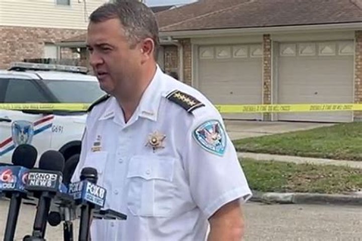
Louisiana Family of 4, Including Teen, Found Dead in Apparent Murder-Suicide: Sheriff 