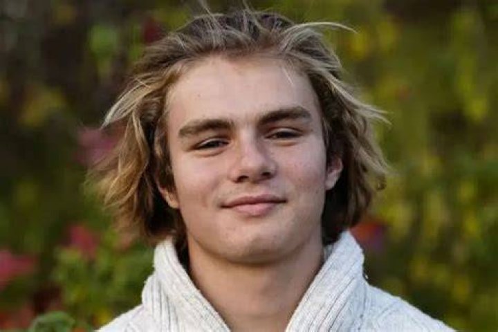 
Missouri Teenager Dies After Getting Hit by Amtrak Train: ‘He Radiated Joy and Happiness’ 