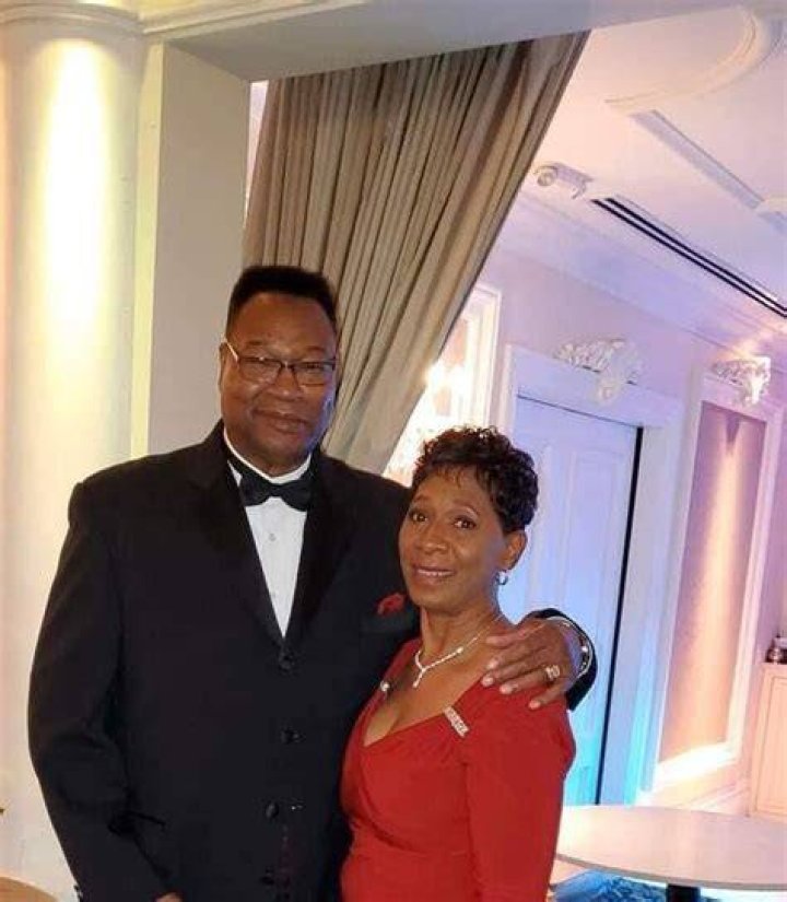 
Muhammad Ali Sparring Partner: Larry Holmes Wife Diane Holmes and Net Worth 