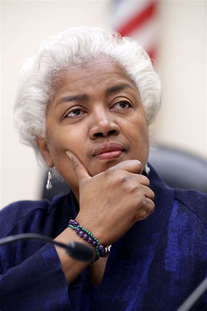 Shada Brazile Height, Weight, Net Worth, Age, Birthday, Wikipedia, Who, Nationality, Biography