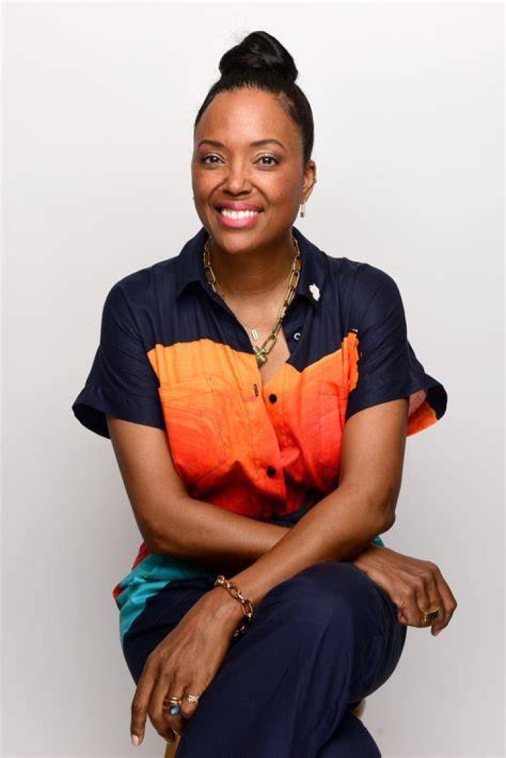 Sheila Dara Aisha Height, Weight, Net Worth, Age, Birthday, Wikipedia, Who, Instagram, Biography