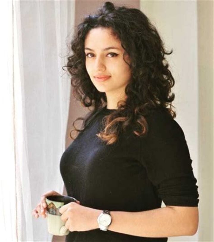 
Shirin Tabatabai Height, Weight, Net Worth, Age, Birthday, Wikipedia, Who, Nationality, Biography 