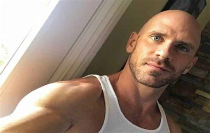 
Tomasz Mandes Height, Weight, Net Worth, Age, Birthday, Wikipedia, Who, Nationality, Biography 