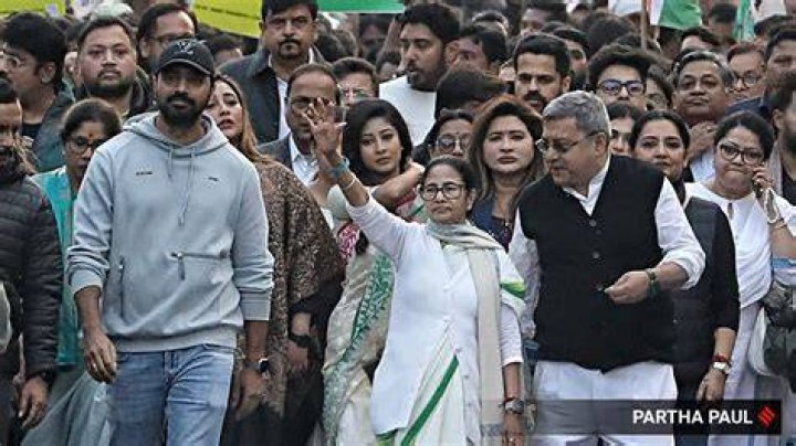 
Was Vlogger Roddur Roy Arrested? Reportedly Abused CM Mamata Banerjee On Facebook Live 