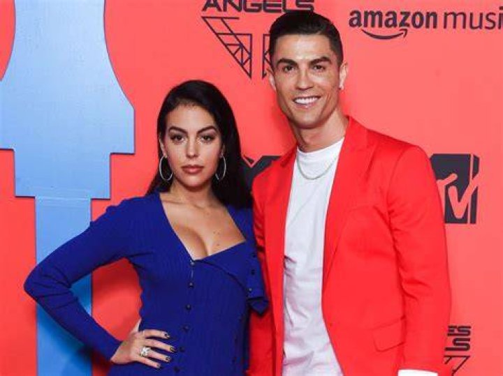 Watch Popular Youtube Couple Gio And Ken Leaked Video Circulating All Over Social Media