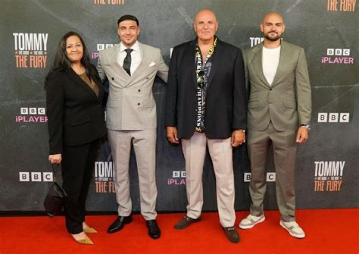 
Who Are Tommy Mallet Parents & Siblings? Details To Know About His Family 