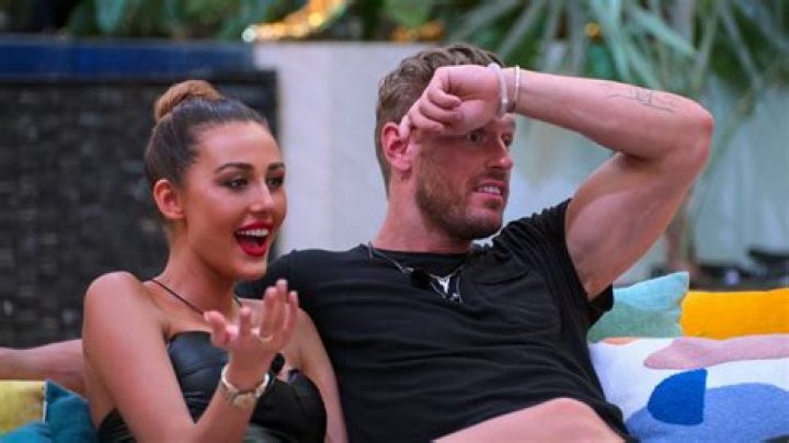 
Who Is Chloe Veitch Dating? Too Hot To Handle Star’s Love Interest 