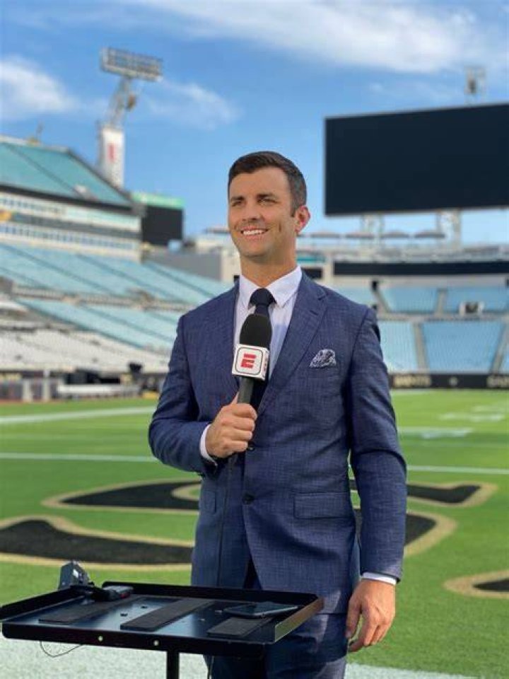 Who Is Jeff Darlington Wife Lori Darlington? Does The ESPN Reporter Have Any Kids?