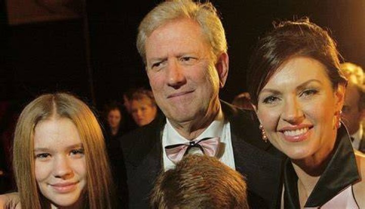 
Who is Wendy Crewson? All About Her Marital Woes and Gay Status 