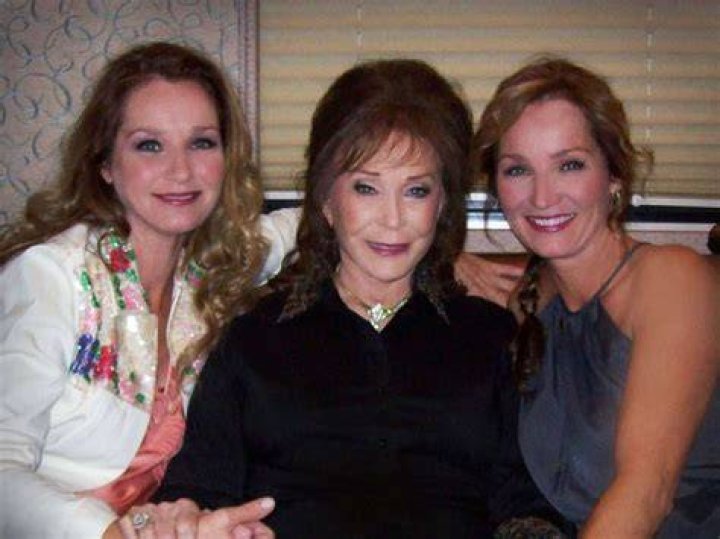 Who Was Peggy Ann Jordan? Death Of Leslie Jordan’s Mom Shocks Family And Friends