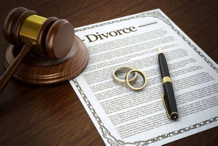 
Why Did Teddy Landau and Michelle Branch Get A Divorce? Recent Arrest and Cheating Allegations Result In Concern 
