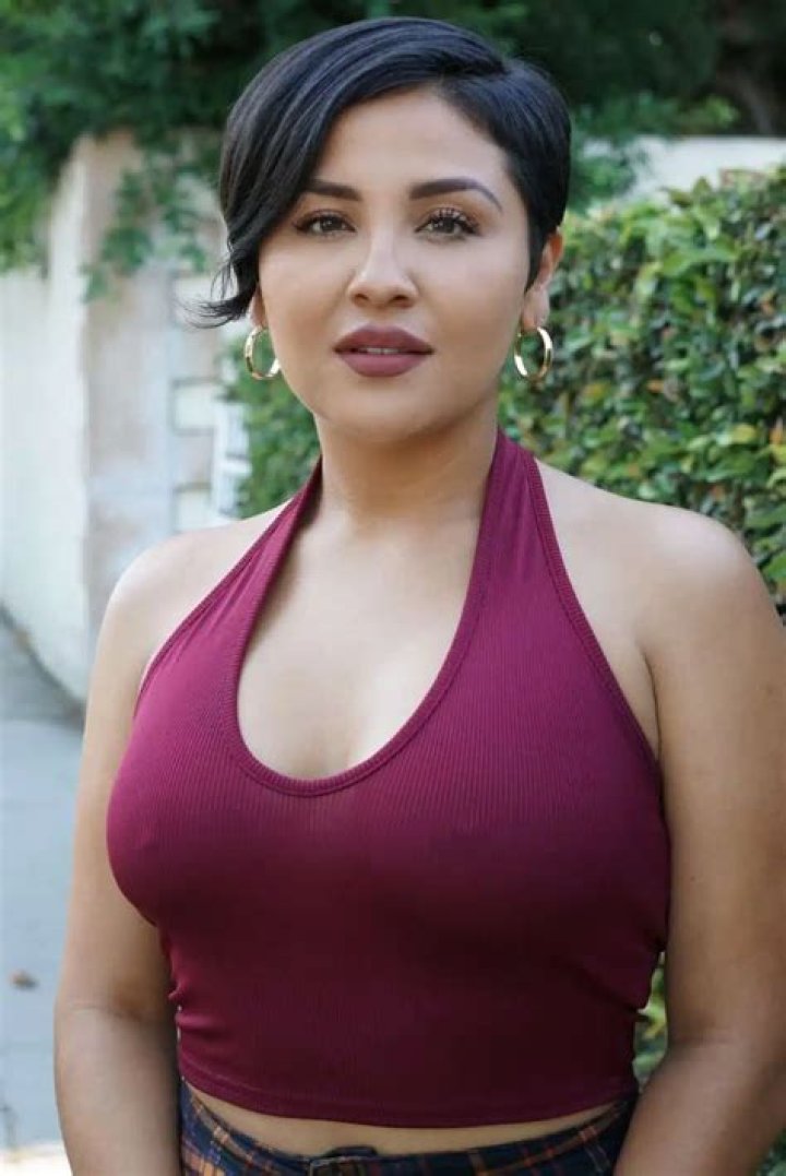 
Yostin Gonzalez Height, Net Worth, Age, Wiki, Who, Facts, Biography 